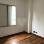 Apartamento à venda com 3 quartos, sendo 1 suíte, em Vila Andrade, São Paulo, SP