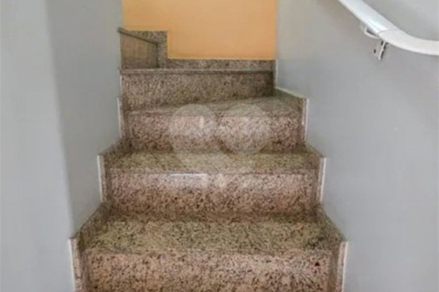 Sobrado à venda com 3 quartos, sendo 1 suíte, em Vila Pereira Barreto, São Paulo, SP