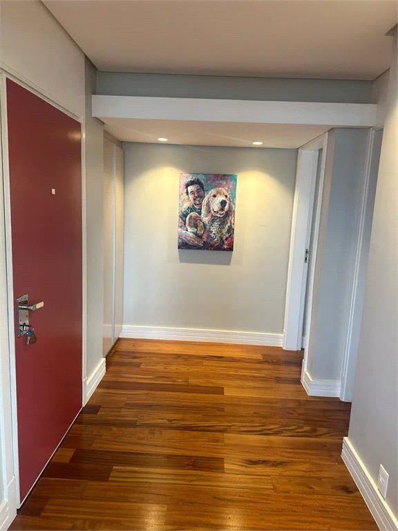 Apartamento à venda com 4 quartos, sendo 3 suítes, em Real Parque, São Paulo, SP
