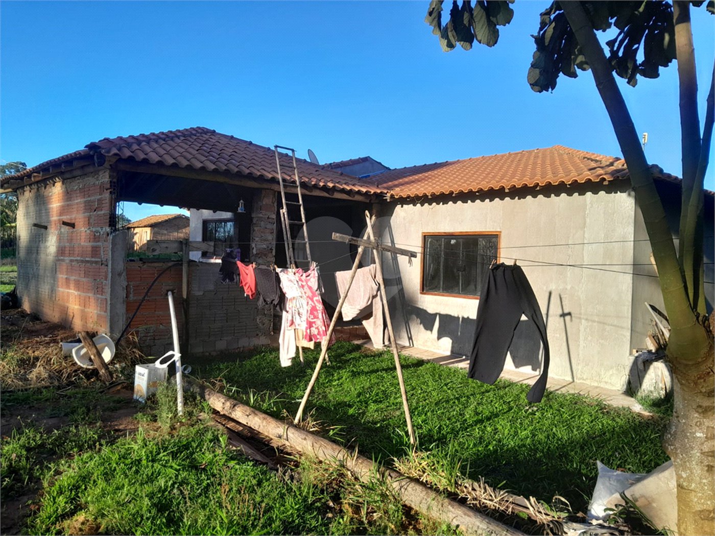 Chácara à venda com 2 quartos, sendo 1 suíte,  no Centro, Gramadinho, SP