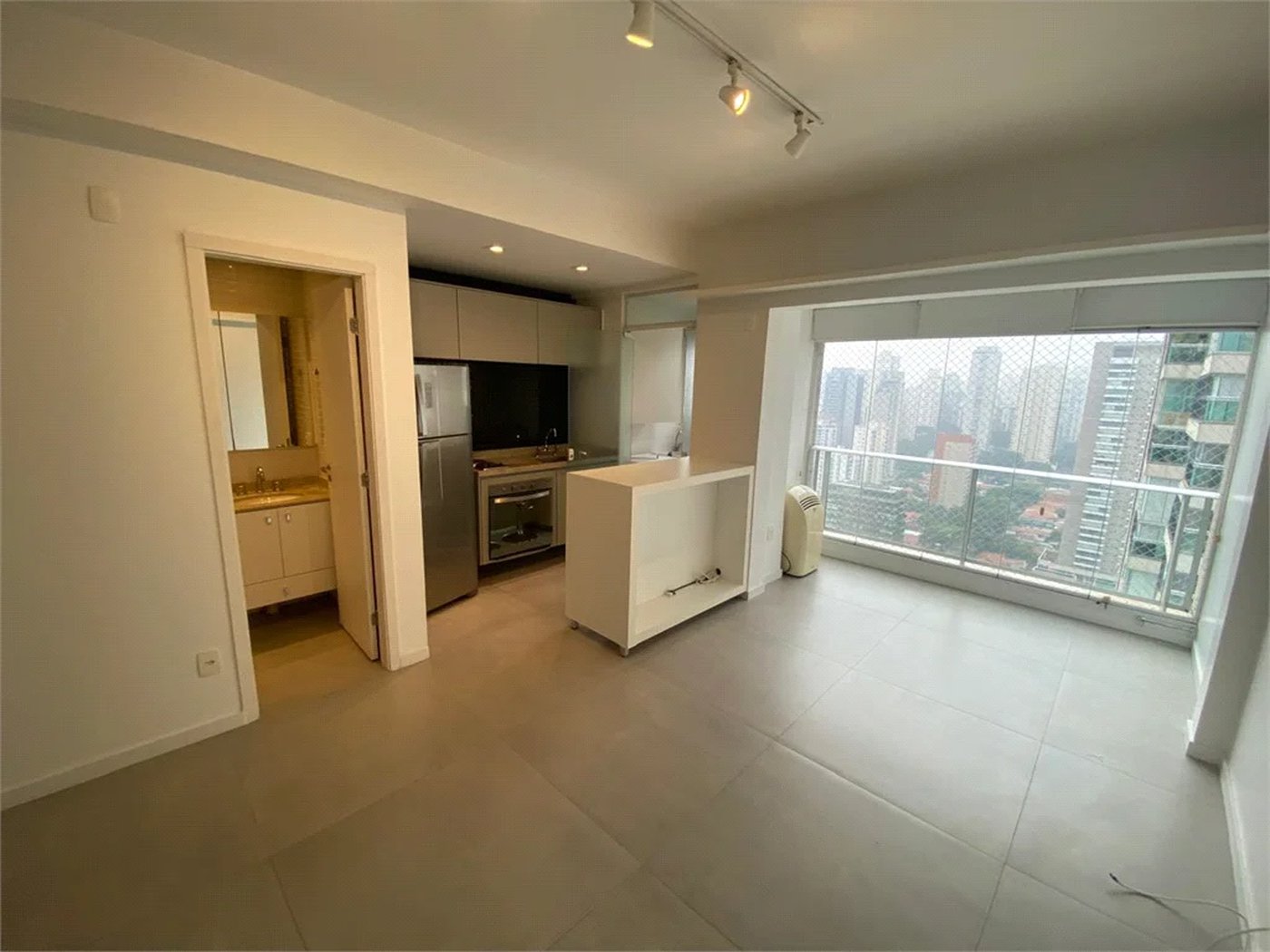 Apartamento à venda com 1 quarto em Cidade Monções, São Paulo, SP