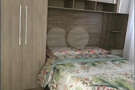 Casa à venda com 3 quartos no condomínio Residencial Vila D`ouro, Cotia - SP