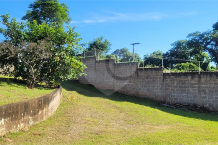 Casa à venda com 2 quartos em Jardim Colonial, Atibaia, SP