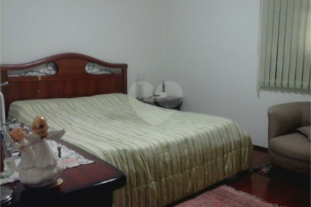 Casa à venda com 3 quartos, sendo 1 suíte,  em Santo Amaro, São Paulo, SP