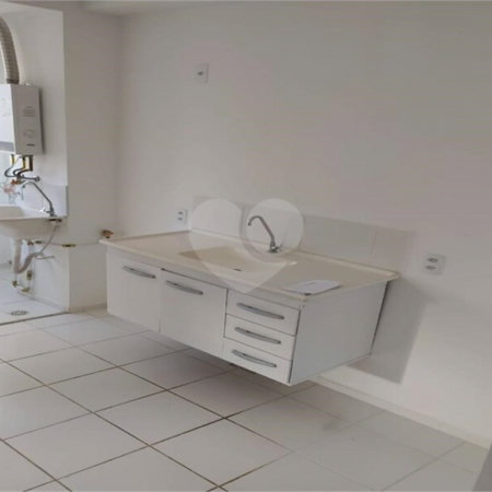 Apartamento à venda com 2 quartos em Cambuci, São Paulo, SP