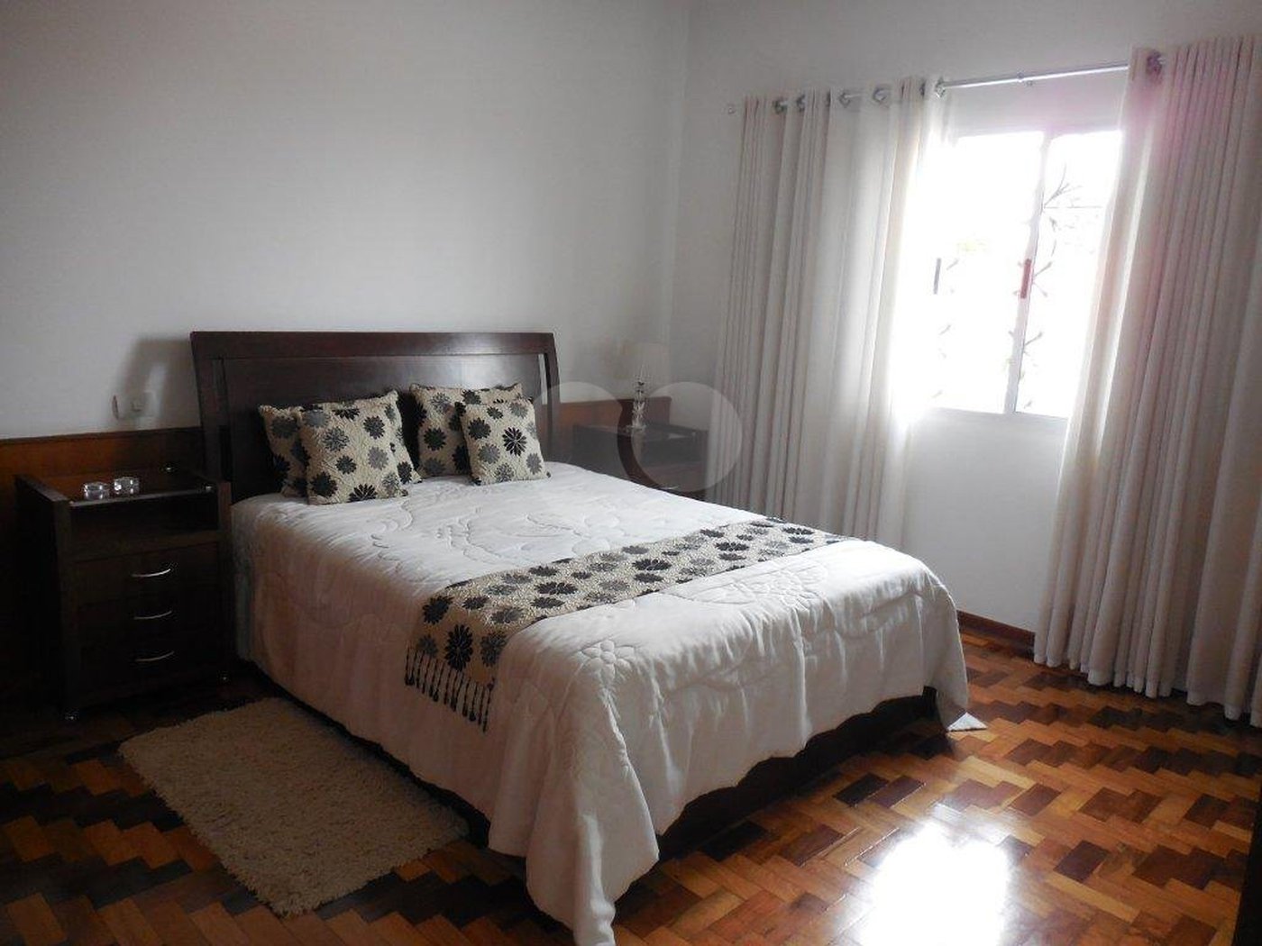 Casa à venda com 4 quartos, sendo 3 suítes, em Jardim Franca, São Paulo, SP