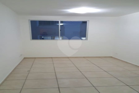 Apartamento à venda com 3 quartos em Cidade dos Bandeirantes, São Paulo, SP