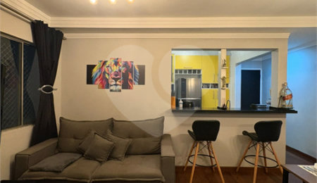 Apartamento à venda com 2 quartos em Parque Maria Domitila, São Paulo, SP