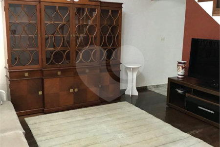 Sobrado à venda com 3 quartos, sendo 1 suíte, em Jardim Mauá, Mauá, SP