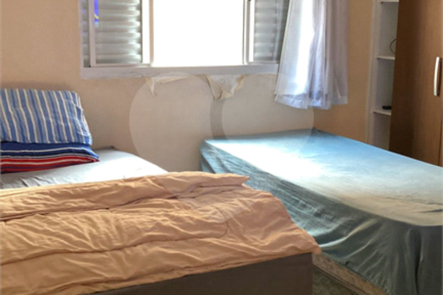 Sobrado à venda com 3 quartos, sendo 1 suíte, em Jardim Santa Beatriz, Guarulhos, SP