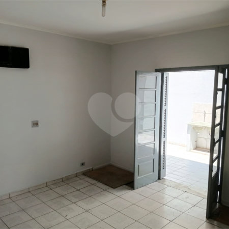 Sobrado à venda com 3 quartos, sendo 1 suíte,  no Centro, Santo André, SP