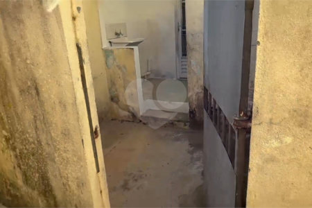 Sobrado à venda com 5 quartos em Vila Marari, São Paulo, SP