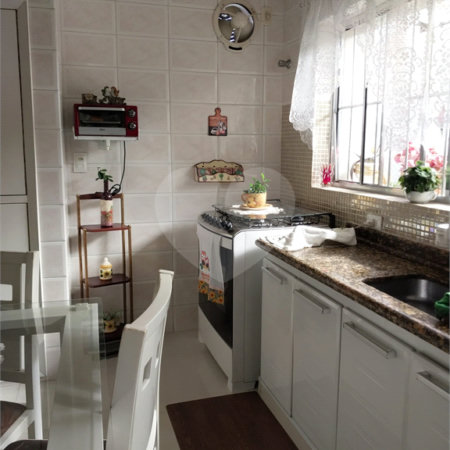 Casa à venda com 3 quartos, sendo 2 suítes, em Siciliano, São Paulo, SP
