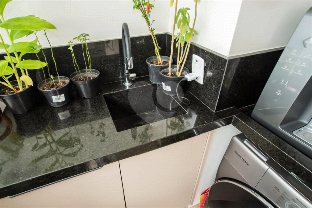 Apartamento à venda com 2 quartos, sendo 1 suíte, em Mirandópolis, São Paulo, SP