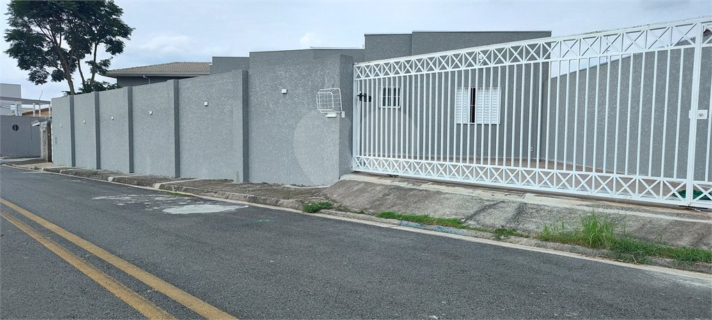 Casa Térrea à venda com 3 quartos, sendo 2 suítes, em Jardim Jaraguá, Atibaia, SP