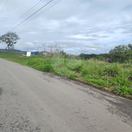 Terreno à venda no Centro, Bom Jesus dos Perdões, SP