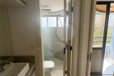 Apartamento à venda com 1 quarto em Vila Suzana, São Paulo, SP