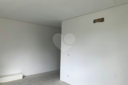Apartamento à venda com 2 suítes em Vila Madalena, São Paulo, SP