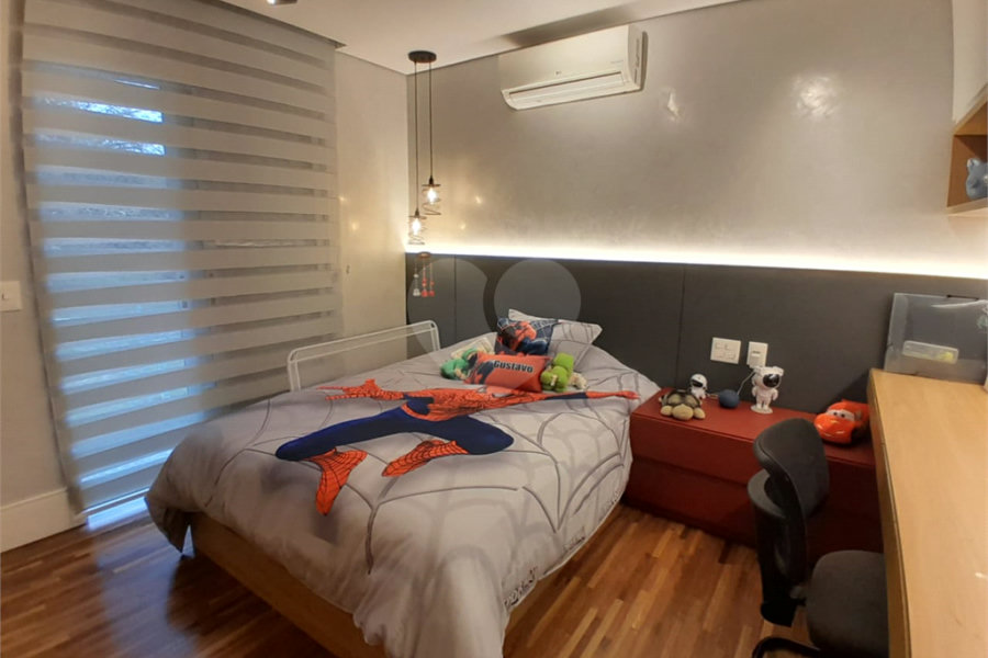 Casa à venda com 3 suítes no condomínio Suíça da Cantareira, Mairiporã - SP