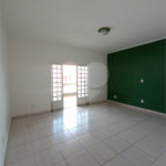 Casa à venda com 3 quartos, sendo 1 suíte, em Central Parque 4-l, Itapetininga, SP