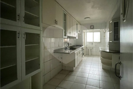 Apartamento à venda com 3 quartos, sendo 1 suíte,  em Bela Aliança, São Paulo, SP