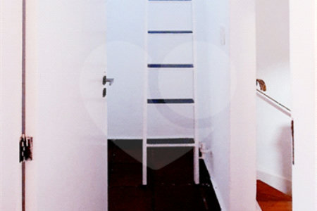 Casa à venda com 3 quartos, sendo 1 suíte,  no condomínio Ministro Jesuíno Cardoso 504, São Paulo - SP