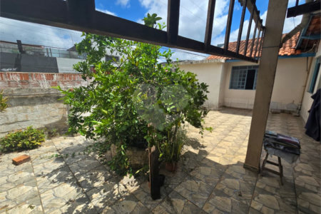 Casa à venda com 3 quartos em Vila Arruda, Itapetininga, SP