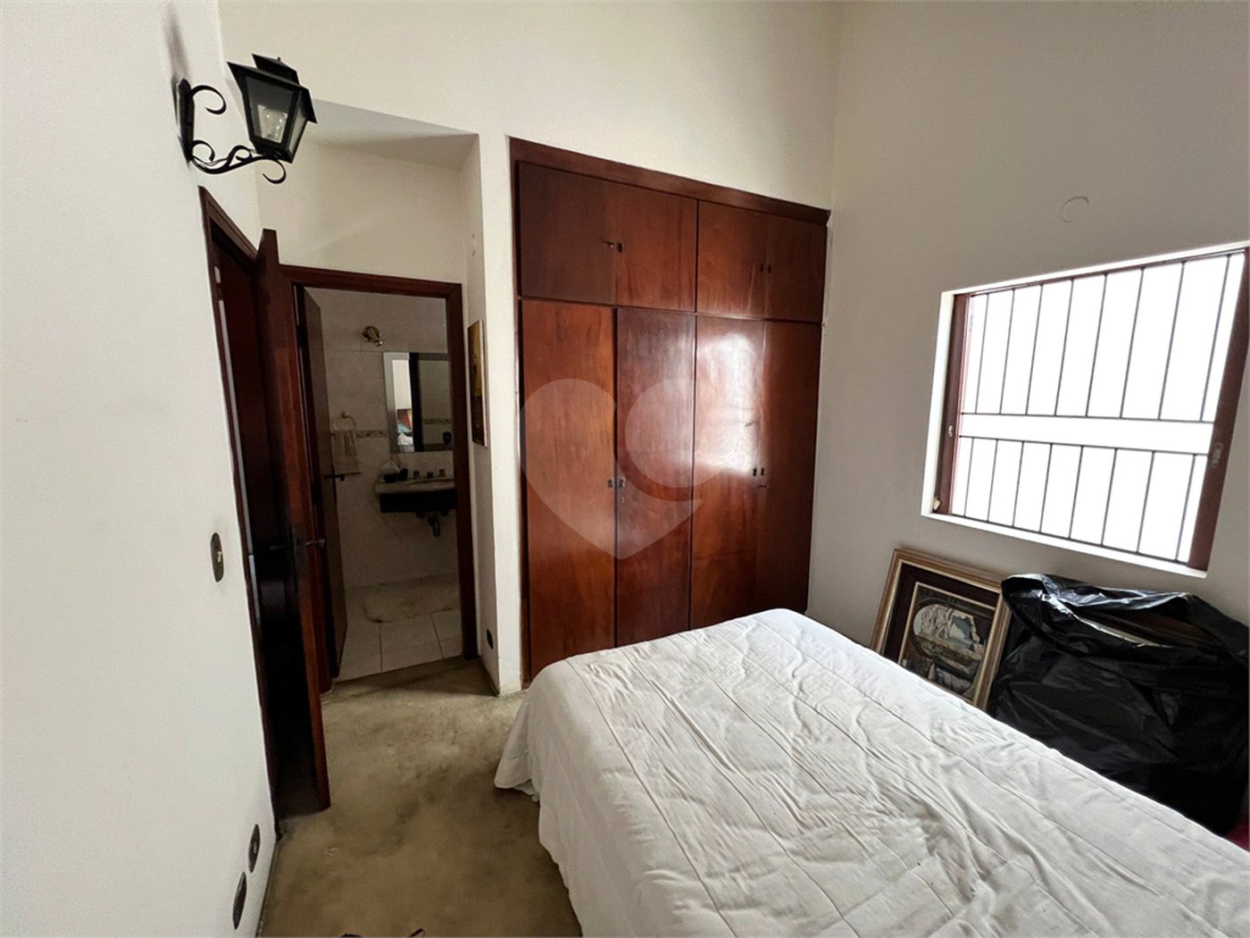 Casa à venda com 4 quartos, sendo 3 suítes, em Chácara Monte Alegre, São Paulo, SP