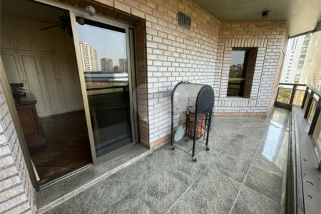 Apartamento à venda com 4 quartos, sendo 2 suítes,  em Vila Suzana, São Paulo, SP