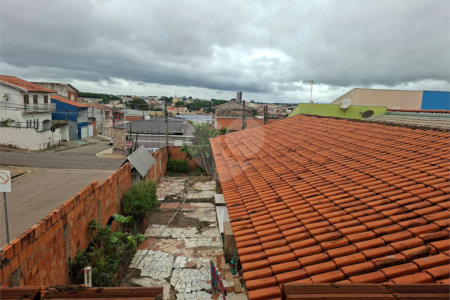 Casa à venda com 3 quartos em Vila Santana, Itapetininga, SP