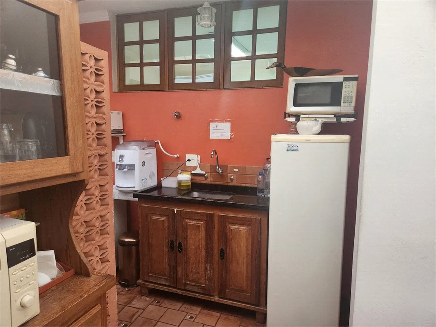 Sobrado à venda com 4 quartos, sendo 1 suíte, em Água Branca, São Paulo, SP