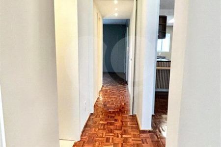 Apartamento à venda com 2 quartos, sendo 1 suíte, em Itaim Bibi, São Paulo, SP