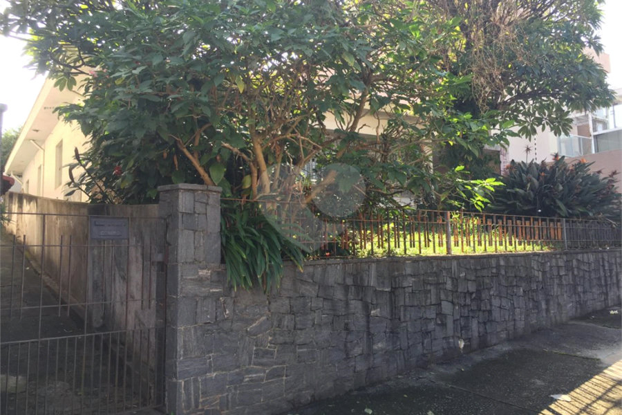 Casa Térrea à venda com 3 quartos, sendo 1 suíte, em Santana, São Paulo, SP