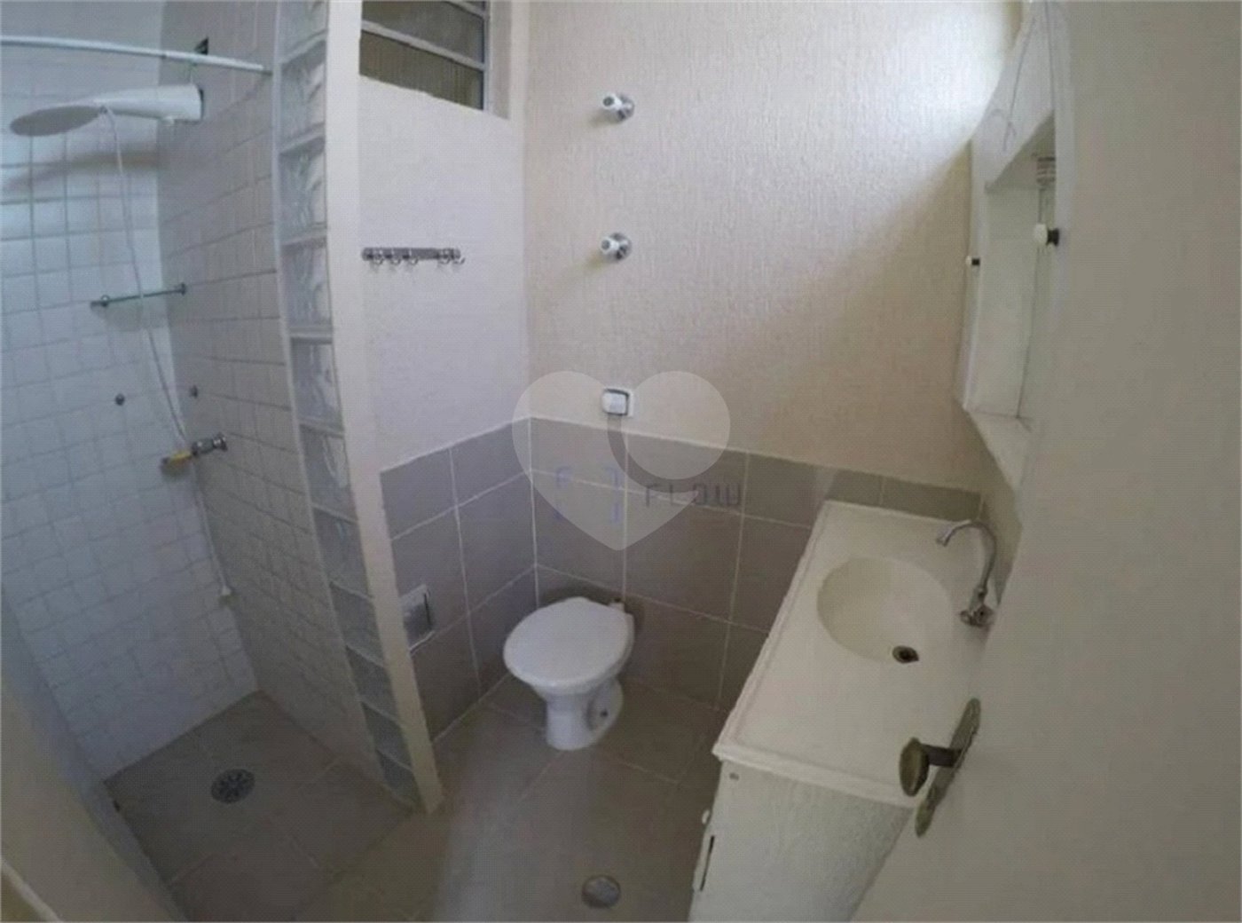 Sobrado à venda com 3 quartos, sendo 1 suíte,  em Planalto Paulista, São Paulo, SP