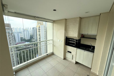 Apartamento à venda com 3 suítes em Vila Andrade, São Paulo, SP