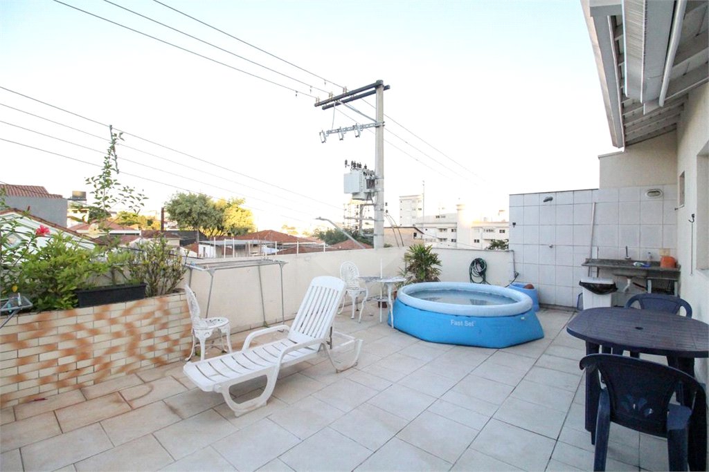 Casa à venda com 5 quartos, sendo 3 suítes, em Vila Paulicéia, São Paulo, SP