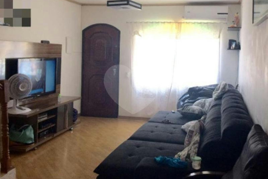Sobrado à venda com 2 quartos em Tremembé, São Paulo, SP