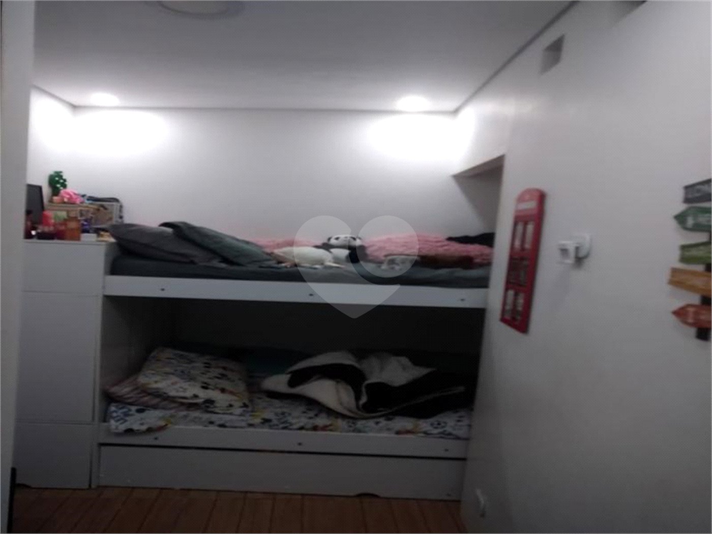 Sobrado à venda com 4 quartos, sendo 1 suíte, em Tucuruvi, São Paulo, SP