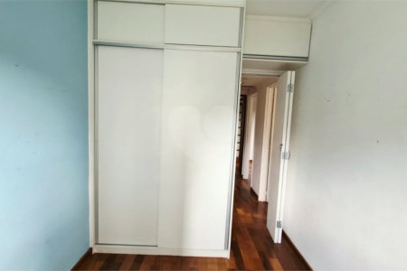 Apartamento à venda com 3 quartos, sendo 1 suíte, em Vila Indiana, São Paulo, SP