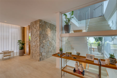 Casa à venda com 3 suítes no condomínio Residencial Canumã, São Paulo - SP