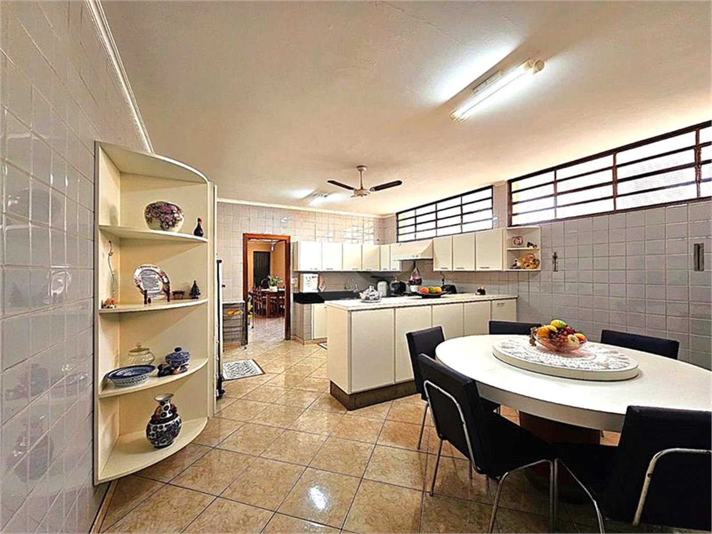 Casa Térrea à venda com 6 quartos, sendo 4 suítes, em Jardim Maria Goretti, Ribeirão Preto, SP