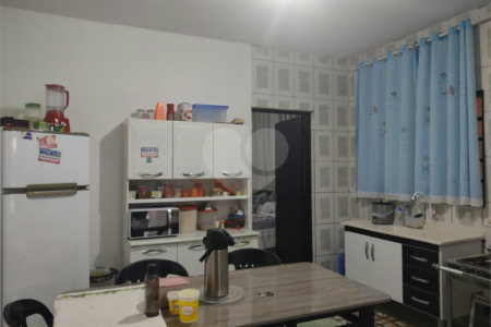 Sobrado à venda com 4 quartos em Parque Bom Retiro, Paulínia, SP