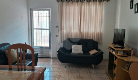 Sobrado à venda com 3 quartos em Jardim Humaitá, São Paulo, SP