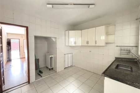 Sobrado à venda com 3 quartos em Vila Mazzei, São Paulo, SP