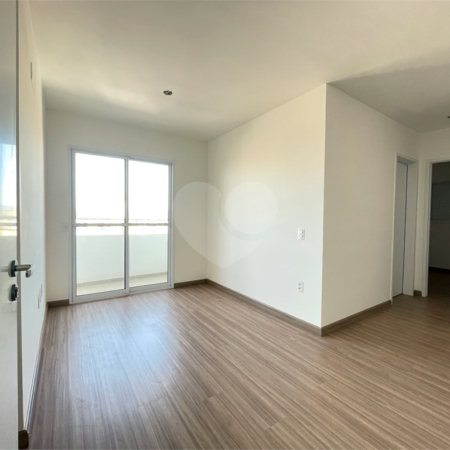 Apartamento à venda com 2 quartos, sendo 1 suíte, em Vila Hortência, Sorocaba, SP