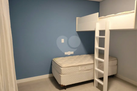 Belíssimo apartamento de 168,62m² no Belenzinho todo reformado com 3 dorm e 2 vagas .Aceita Permuta