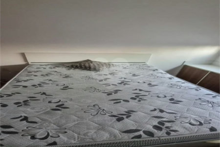 Studio Mobiliado no Alto do Ipiranga – Andar Alto e Vaga para Moto