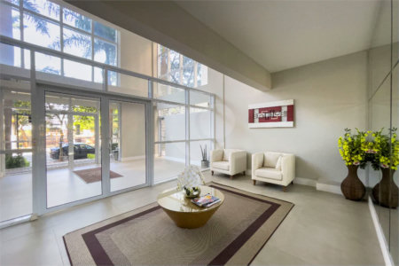 Apartamento à venda com 3 quartos, sendo 1 suíte, em Santo Amaro, São Paulo, SP