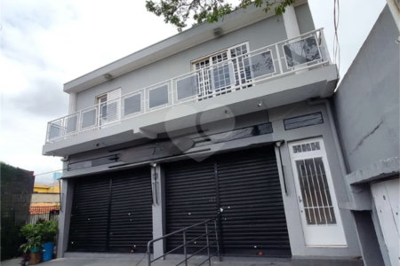 Casa para alugar com 211m², 3 quartos Sem Vaga -Vila Boaçava - São Paulo