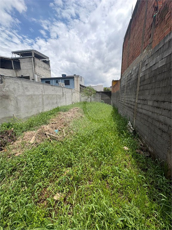 Terreno à venda em Jardim Quaresmeira II, Suzano, SP